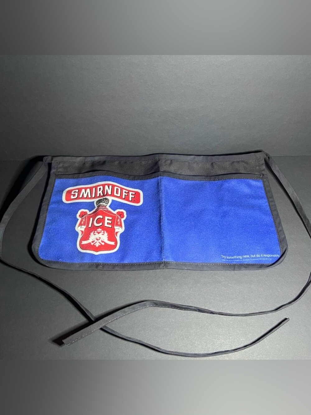 VTG 2001 Matrix Blue, Black & Red Smirnoff Ice 2 Pocket Collectible Bar Apron